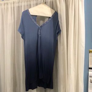 Half button down blouse, Medium, snap buttons